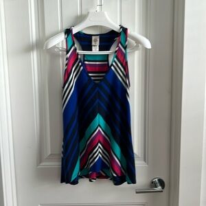 In Bloom Racerback Geometric Shirt